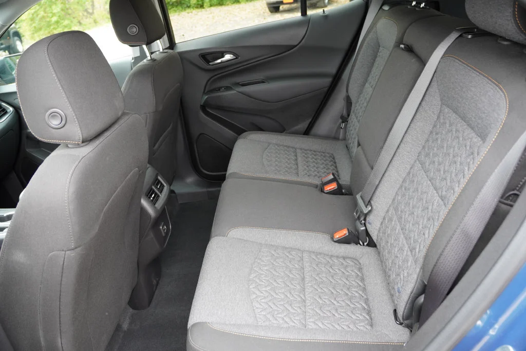 Used 2024 Lakeshore Blue Metallic Chevrolet LT image 17