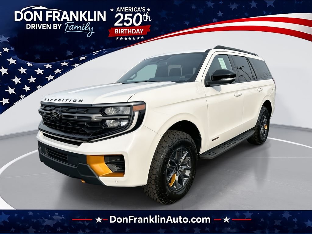 New 2026 Star White Metallic Tri-Coat Ford Tremor® image 1