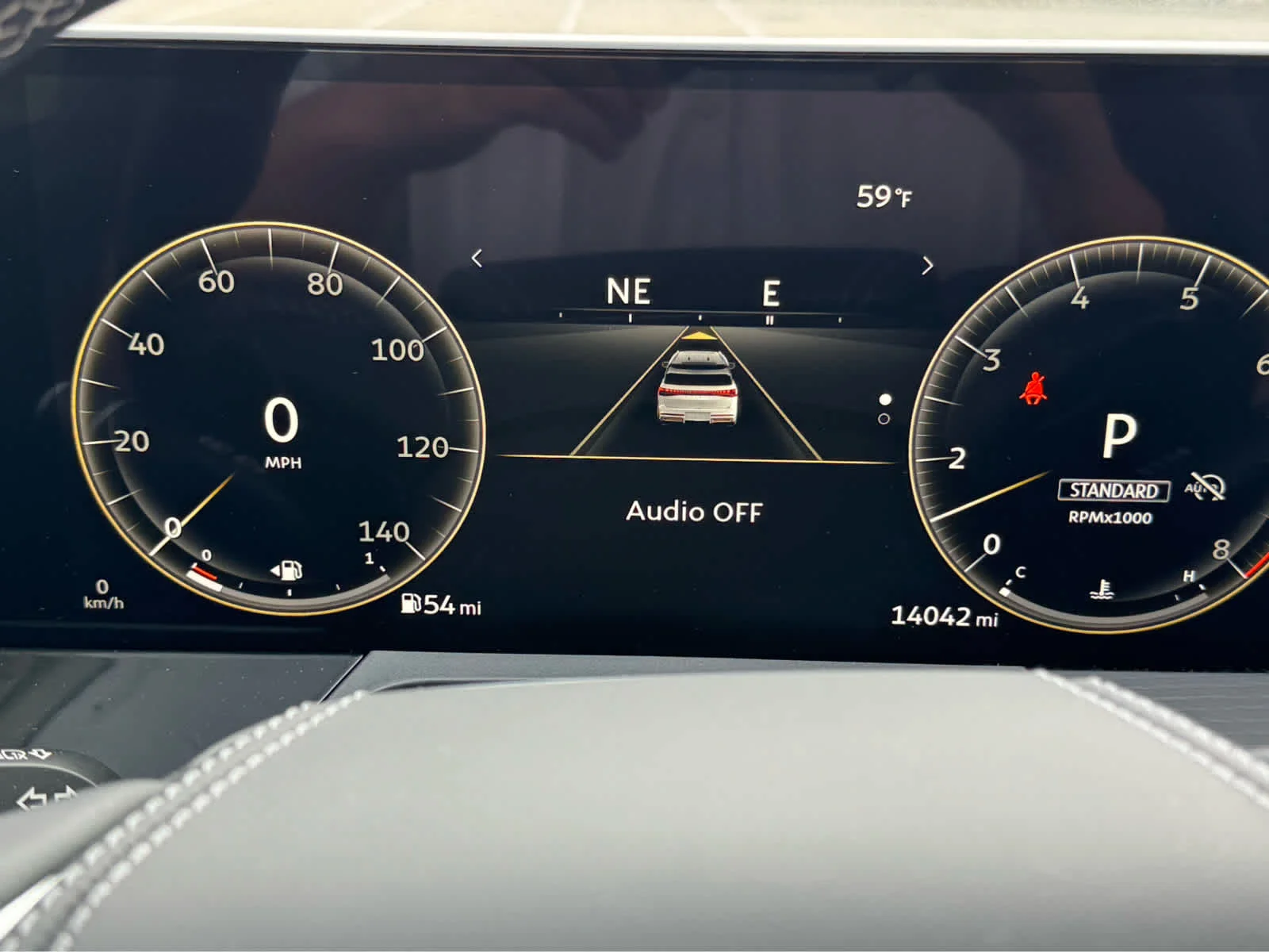 2025 INFINITI QX80 Sensory 4WD - Photo 14