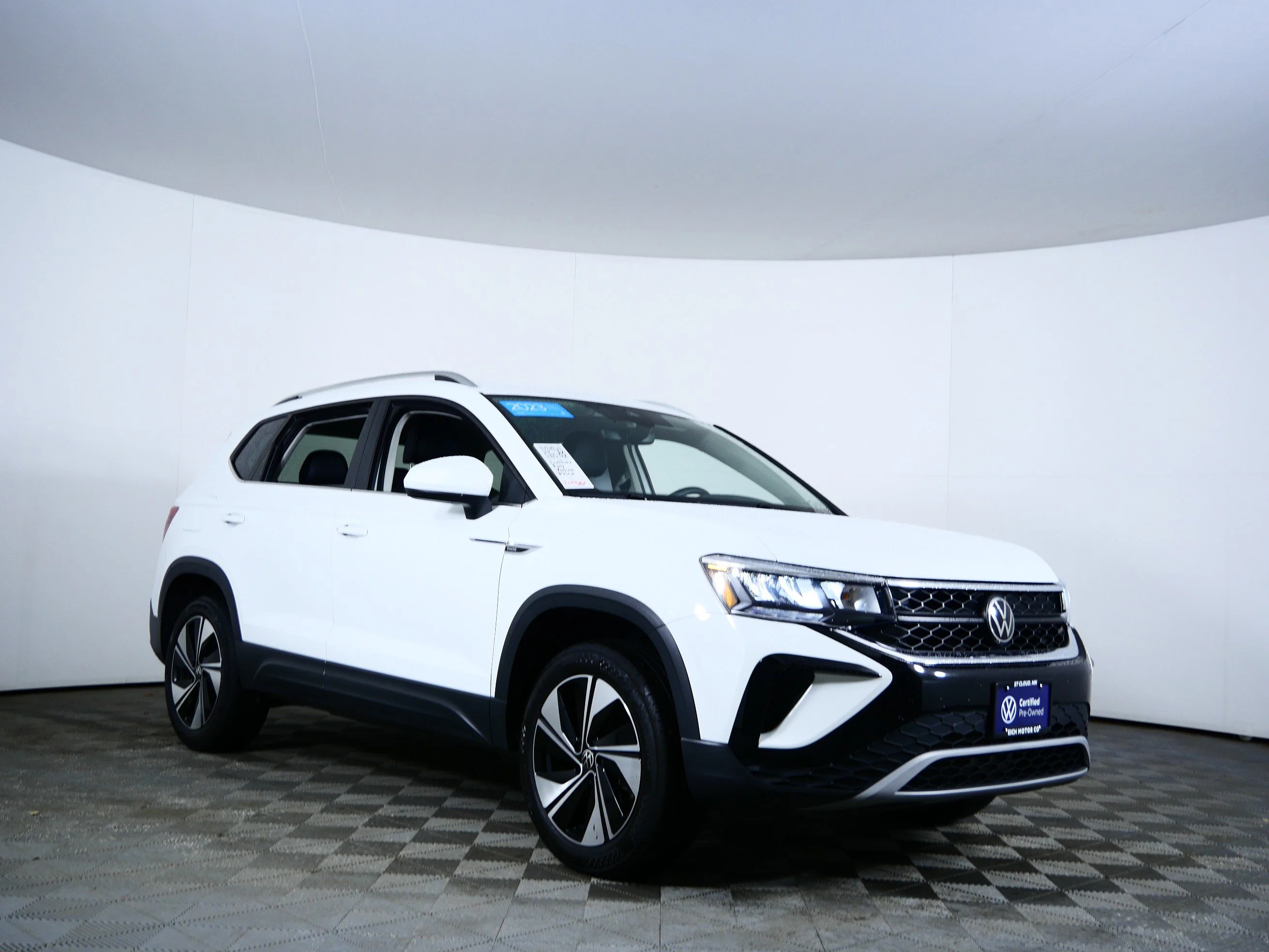 2023 Volkswagen Taos SE