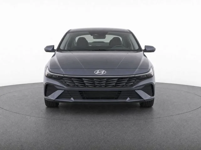 Used 2024 Gray Hyundai SEL image 10