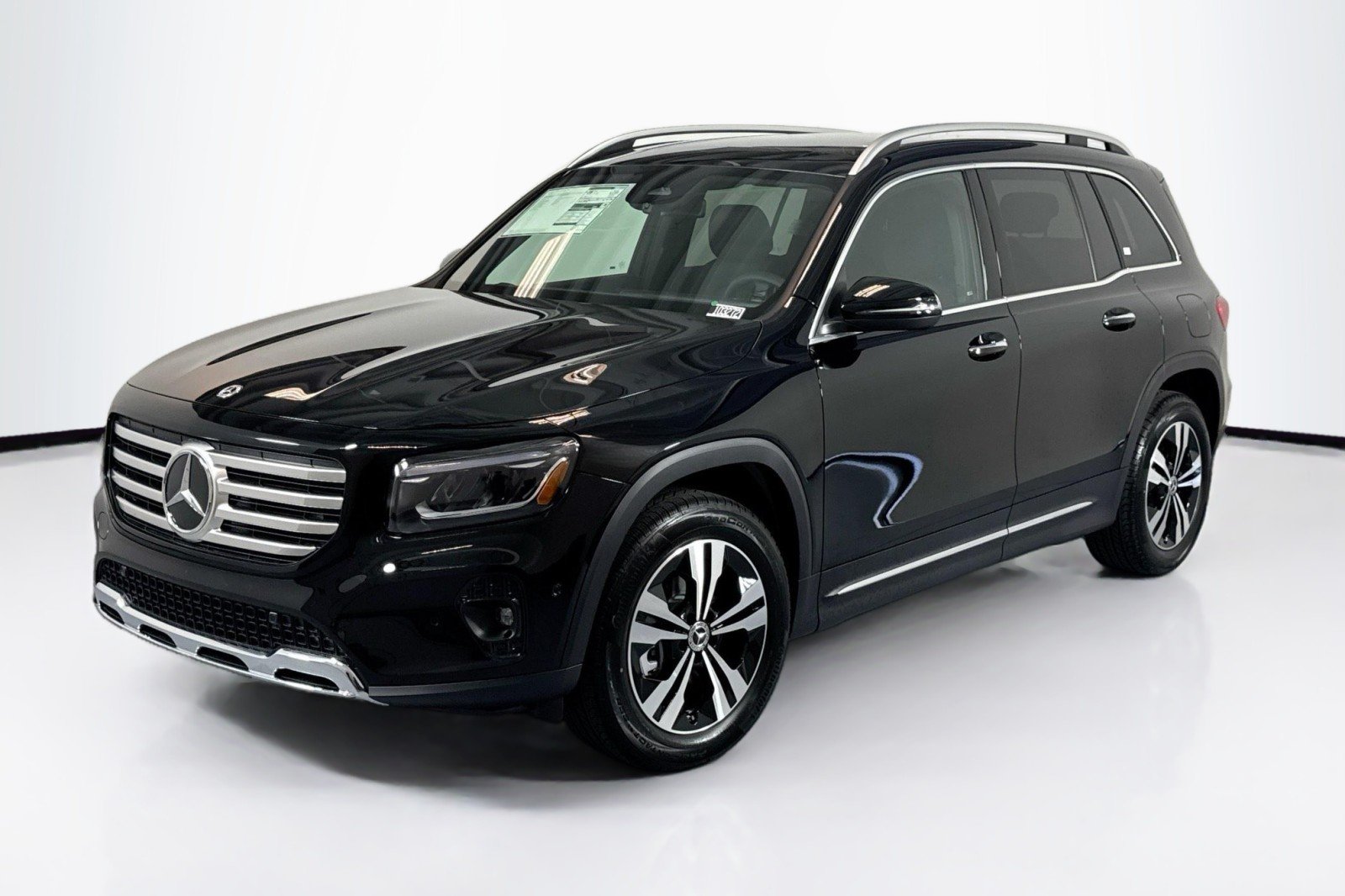 2026 Mercedes-Benz GLB GLB 250's photo