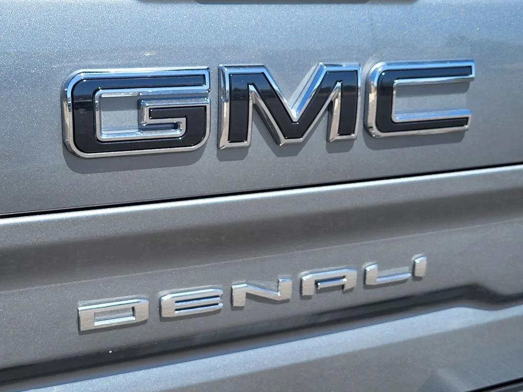 Used 2026 Sterling Metallic GMC Denali Ultimate image 8