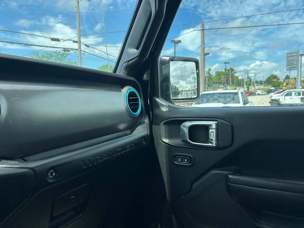 Used 2021 Black Jeep Unlimited Willys image 23