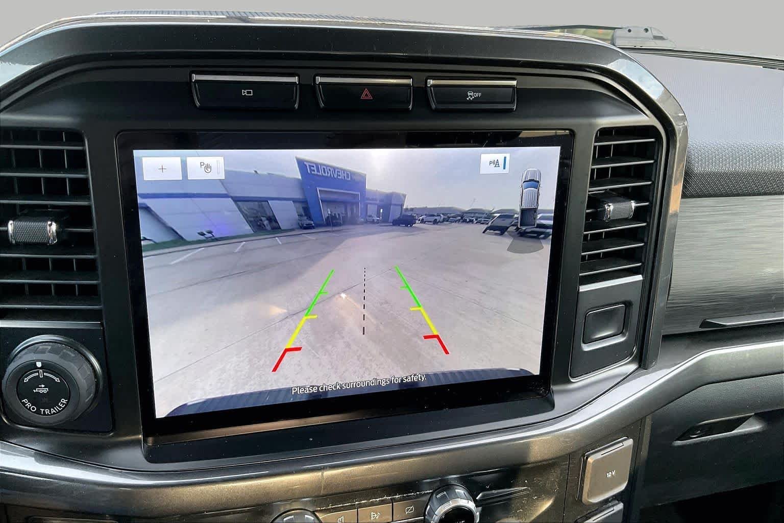 Used 2023 Iconic Silver Ford XLT image 25