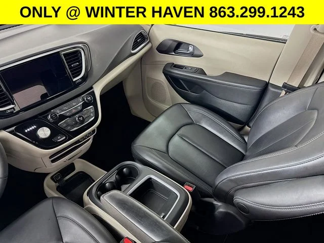 Certified Used 2024 Black Chrysler Touring L image 21