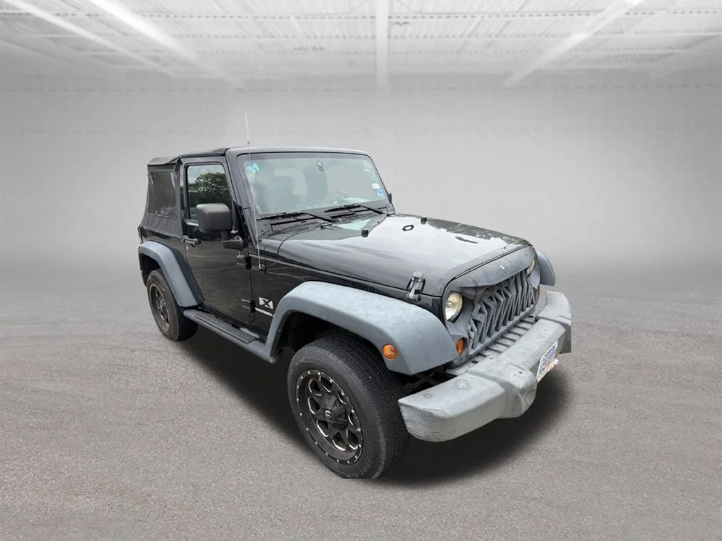 Used 2008 Black Jeep X image 8