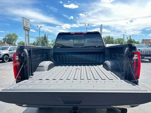 New 2026 Onyx Black GMC SLT image 9