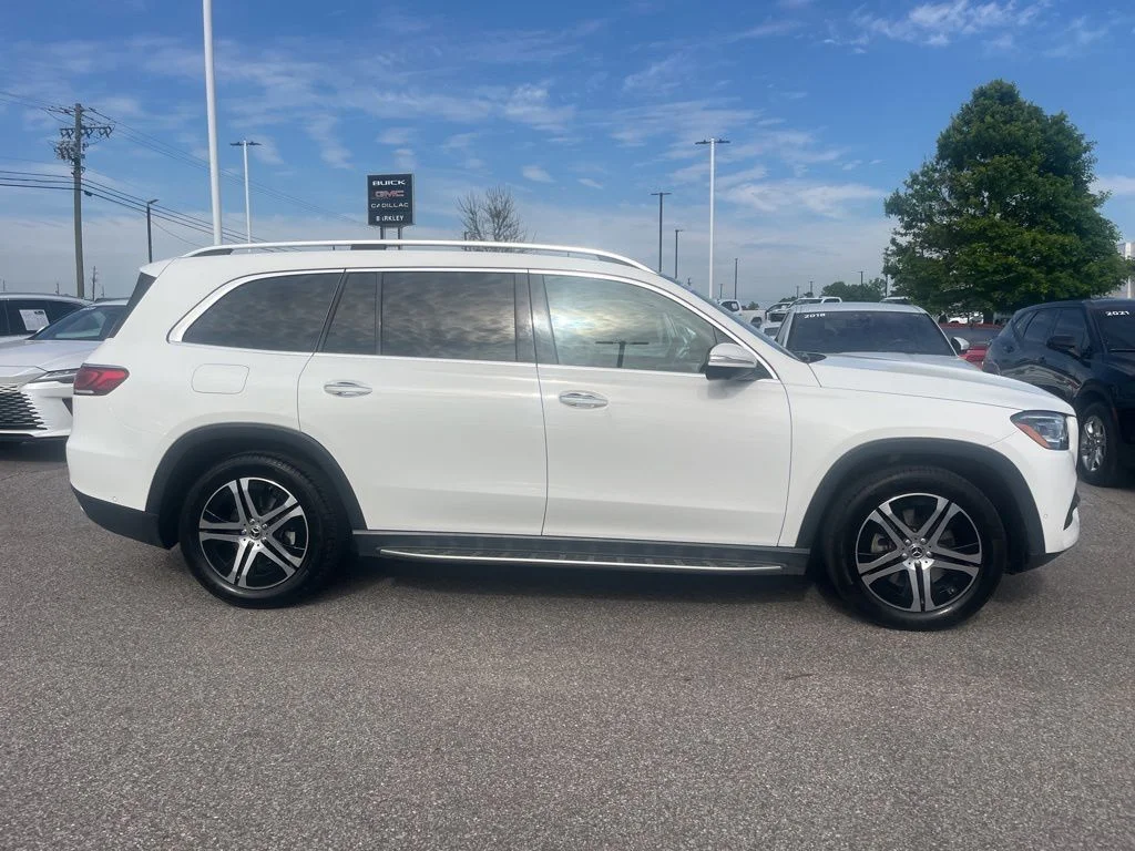 Used 2022 White Mercedes-Benz GLS 450 image 4