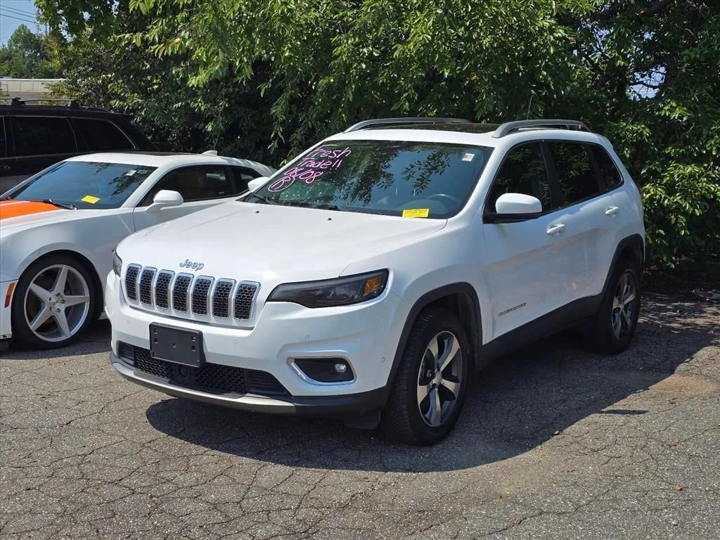 Used 2019 White Jeep Limited image 2