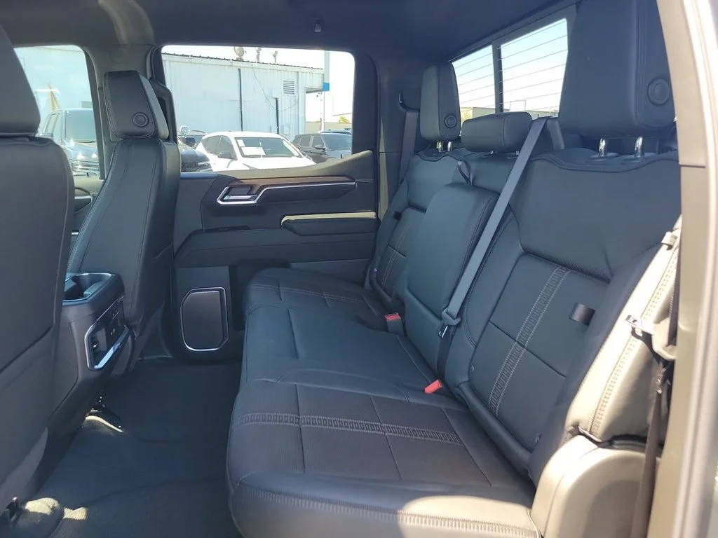 2026 Chevrolet Silverado 1500 High Country - Photo 25