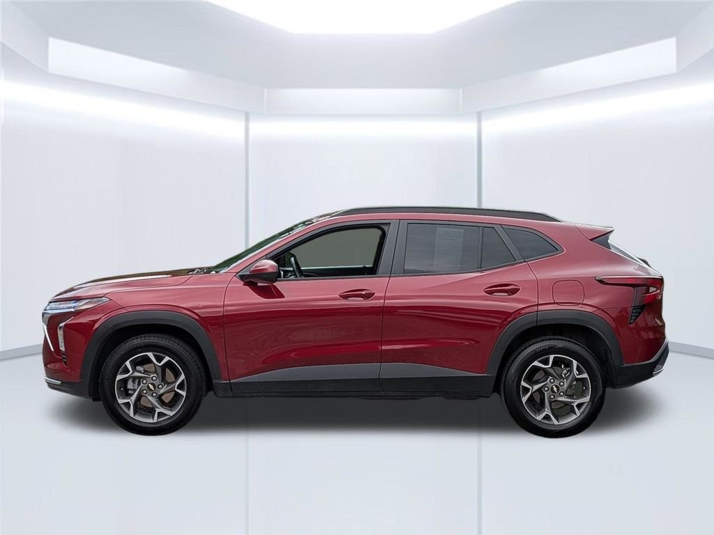 Used 2025 Red Chevrolet LT image 2