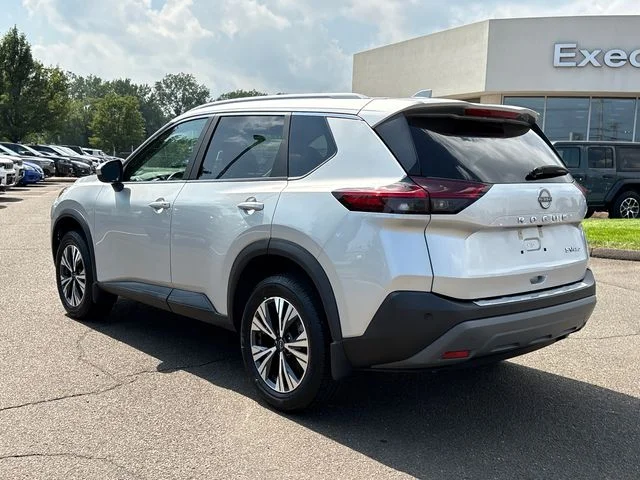 Certified Used 2023 Silver Nissan SV image 4