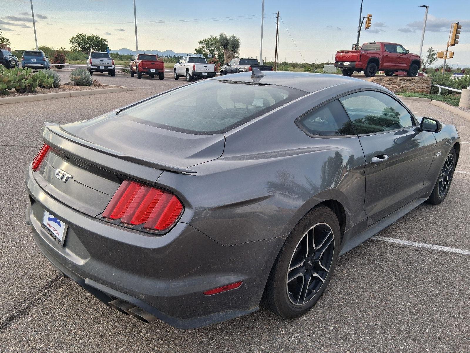 Used 2022 Carbonized Gray Ford GT Premium image 5
