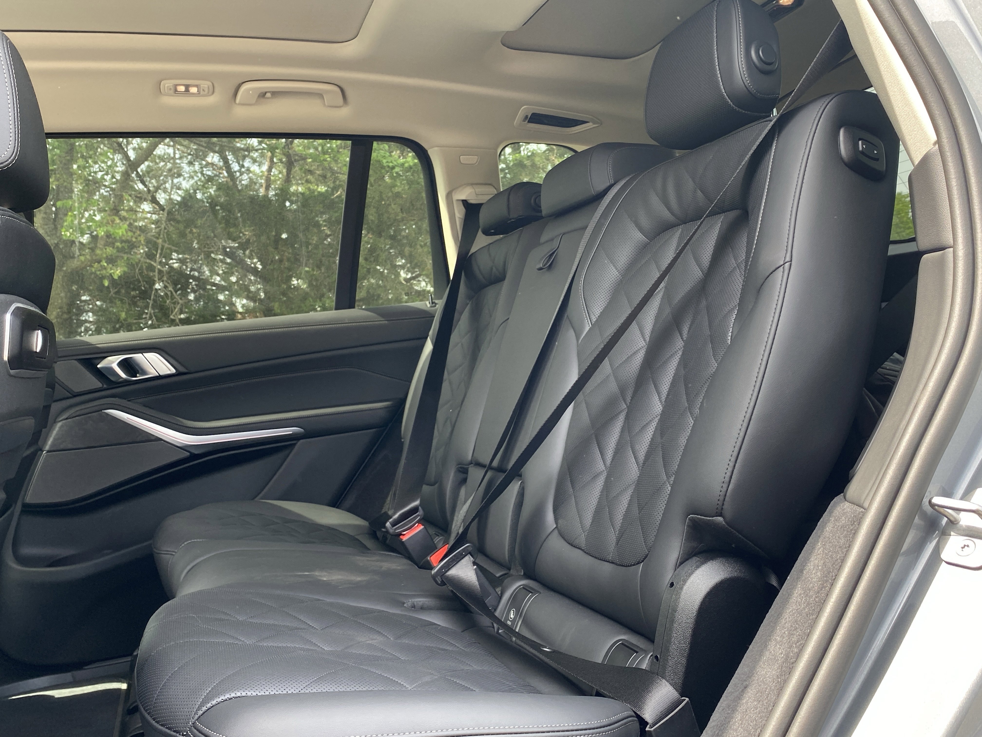 Certified Used 2026 Skyscraper Gray Metallic BMW xDrive40i image 15