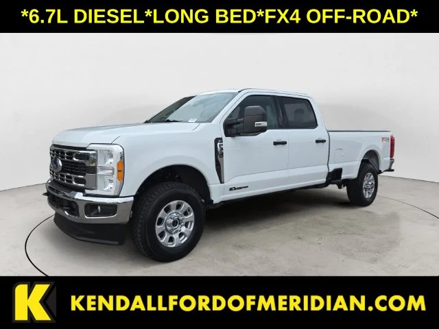 Certified Used 2023 Oxford White Ford XLT image 1