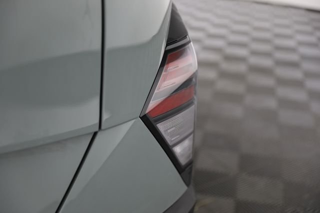 2025 Hyundai Kona SEL - Photo 36