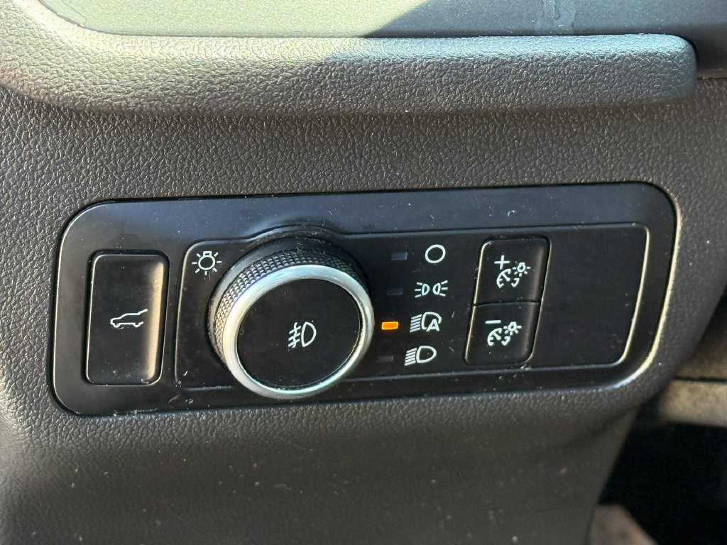 Used 2025 Black Ford ST-Line Select image 22