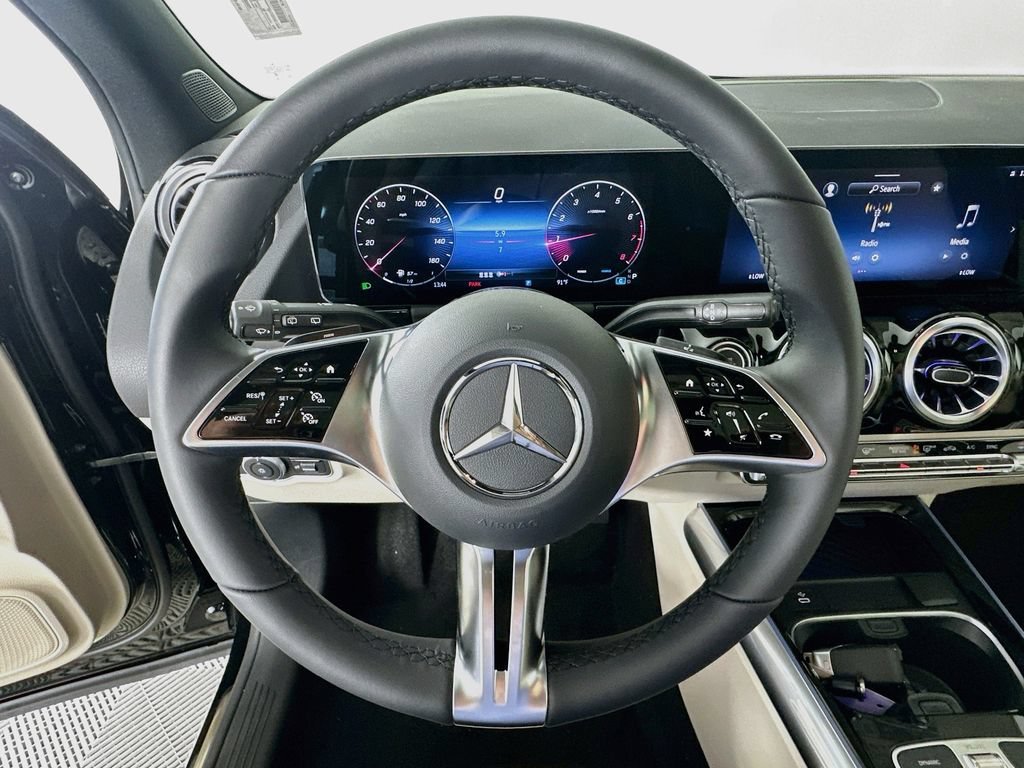 New 2026 Night Black Mercedes-Benz GLA 250 image 42