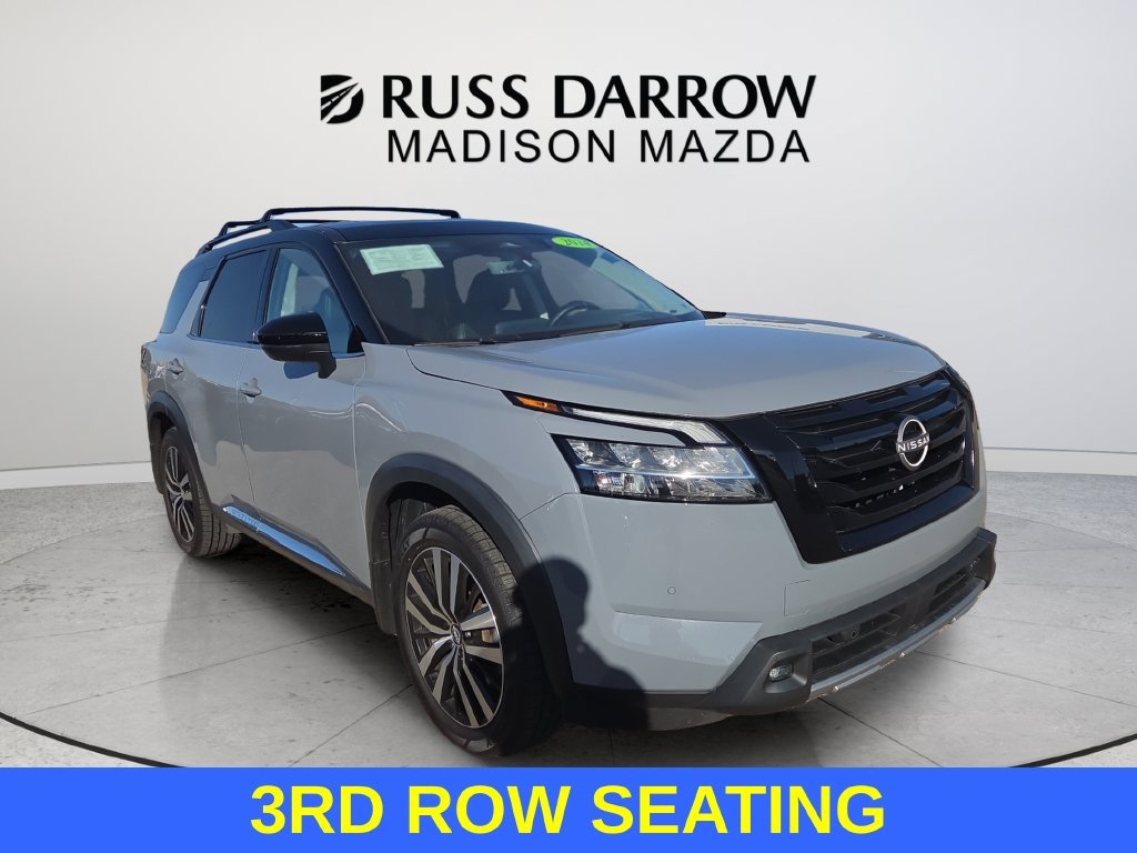 Used 2024 Gray Nissan Platinum image 7