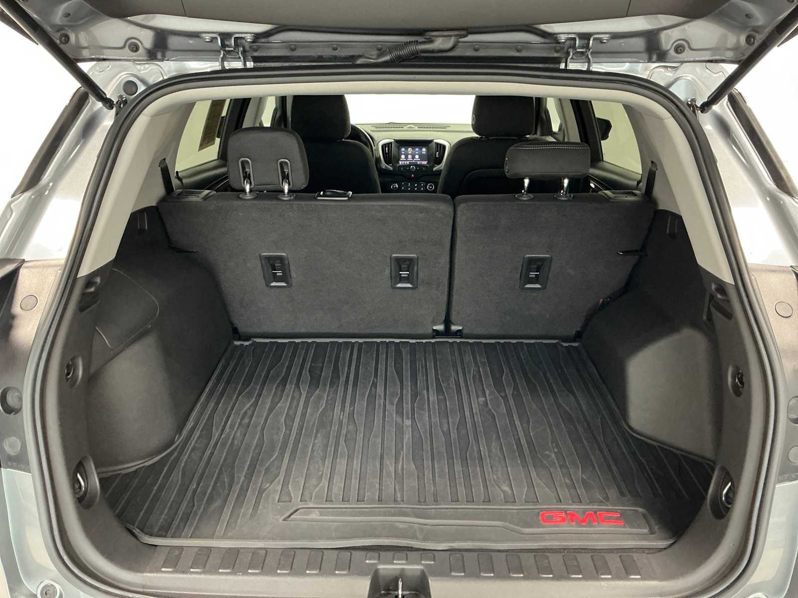 Used 2020 Satin Steel Metallic GMC SLE image 26