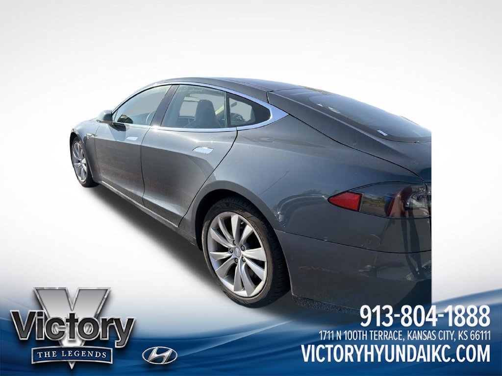 Used 2014  Tesla Base image 7