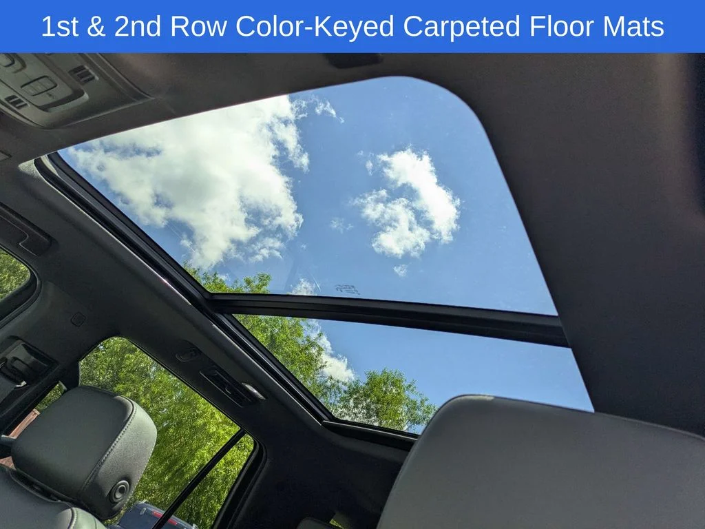 Used 2024 Gray Chevrolet Z71 image 25