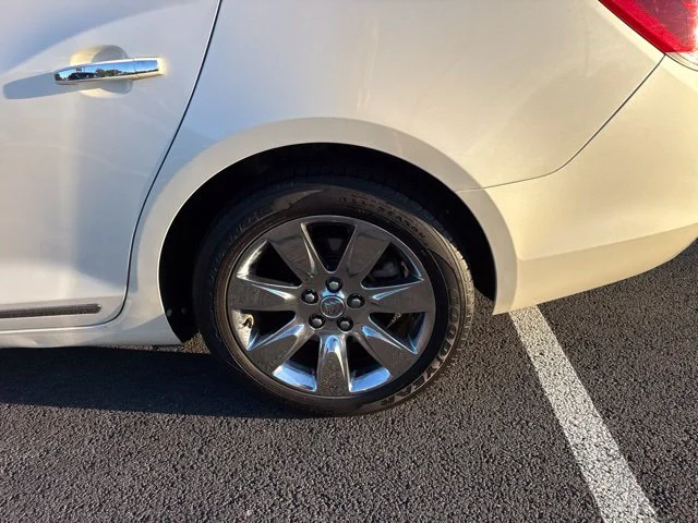 Used 2011 White Buick CXS image 8