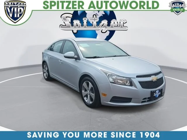 Used 2011 Silver Chevrolet 2LT image 3
