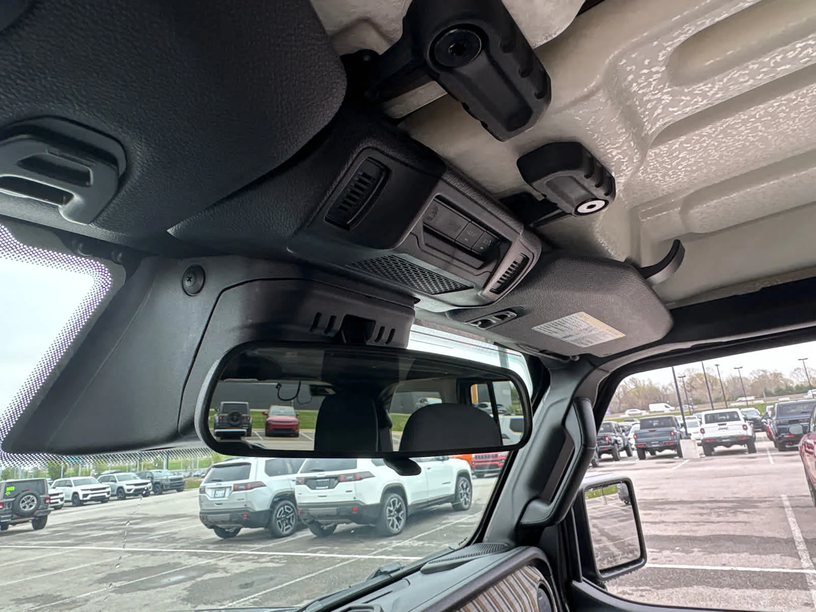 New 2026 Granite Crystal Metallic Clear-Coat Exterior Paint Jeep 85th Anniversary image 29