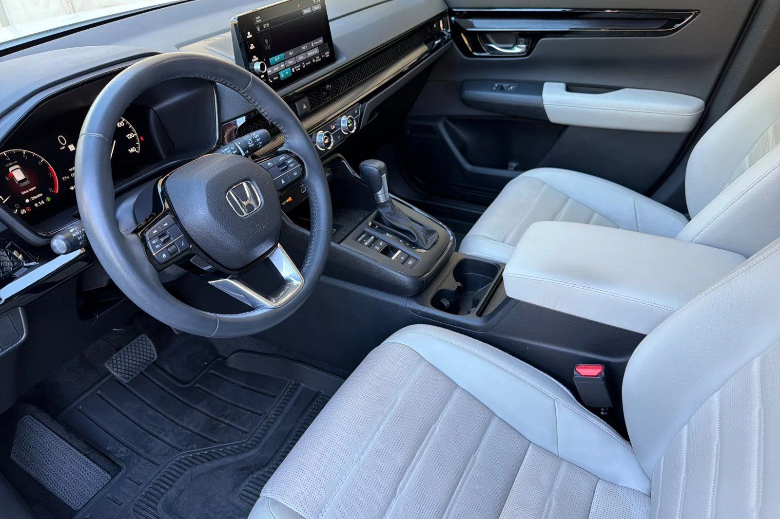 Certified Used 2024 Platinum White Pearl Honda EX-L image 11