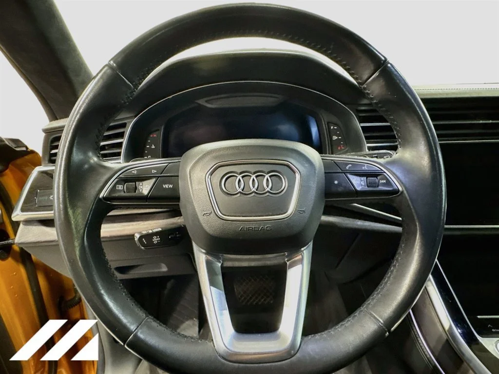 Used 2019  Audi Prestige image 10