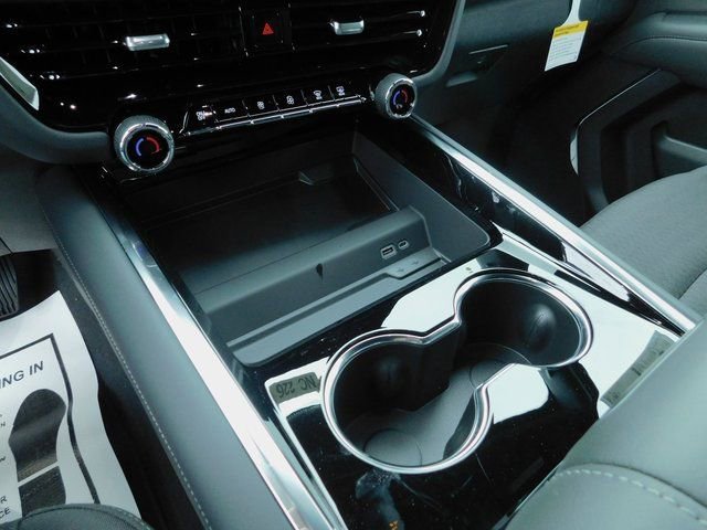 2026 Chevrolet Suburban LS - Photo 28