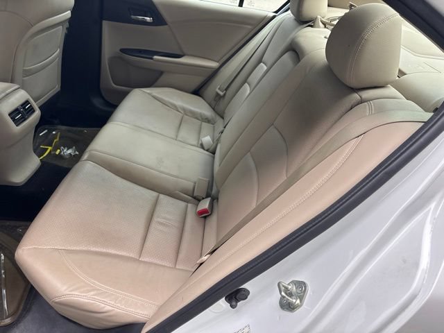 Used 2014 White Honda EX-L image 12