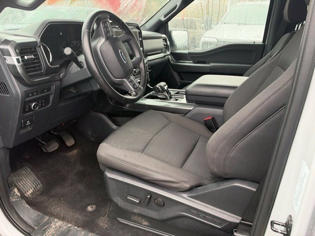 Used 2023 White Ford XLT image 9