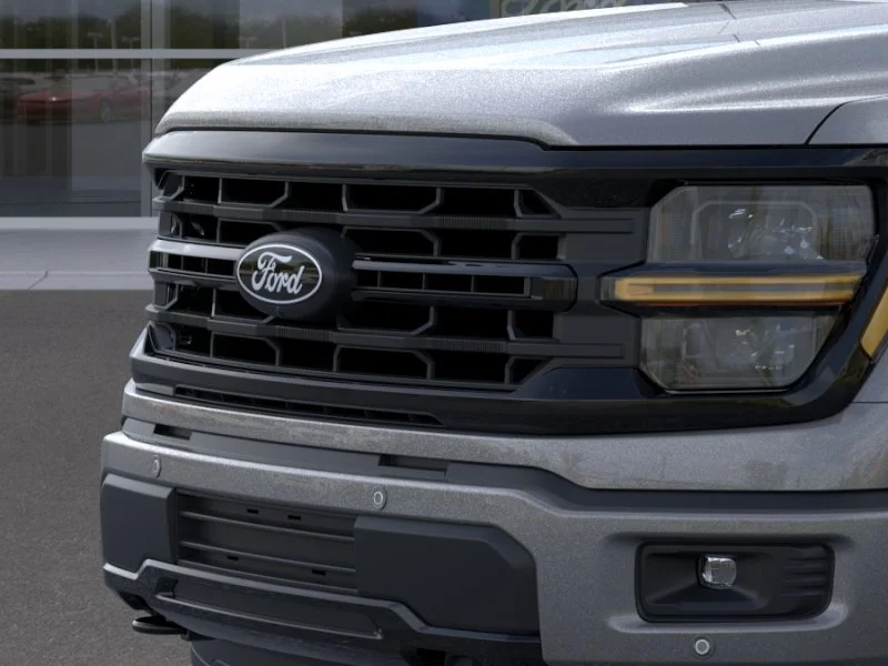 New 2026 Carbonized Gray Metallic Ford XLT image 39