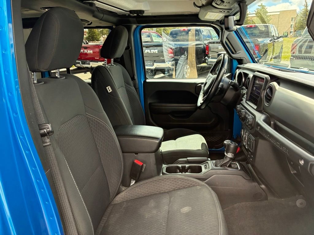 Used 2021 Blue Jeep Unlimited Sport S image 32