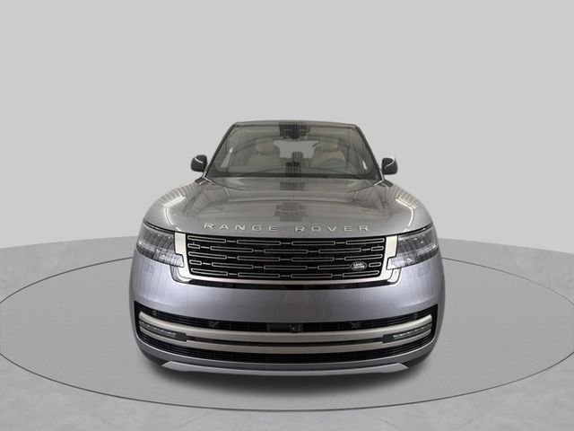 New 2026 Eiger Grey Land Rover SE image 2