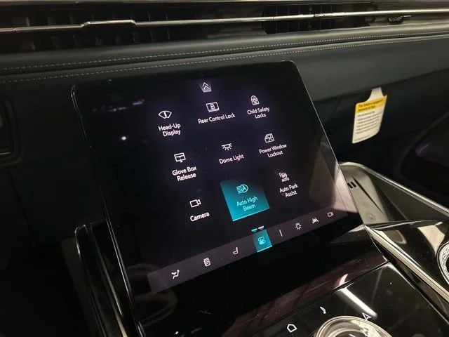 2025 Cadillac Escalade IQ Sport 2 - Photo 18