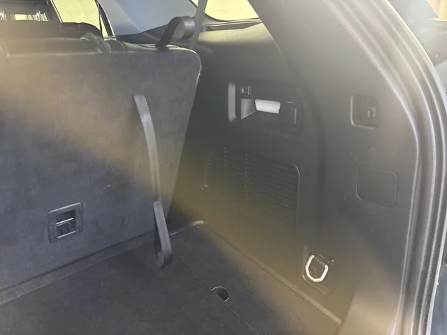 Used 2023 Blue Ford XLT image 9