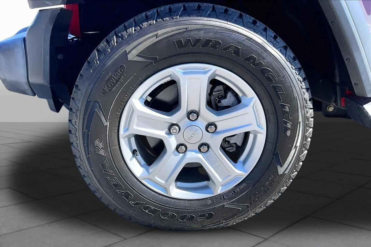 Used 2018 Firecracker Red Clearcoat Jeep Sport S image 10