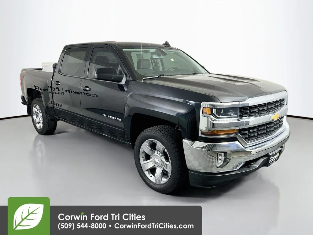 Used 2018 Black Chevrolet LT image 1