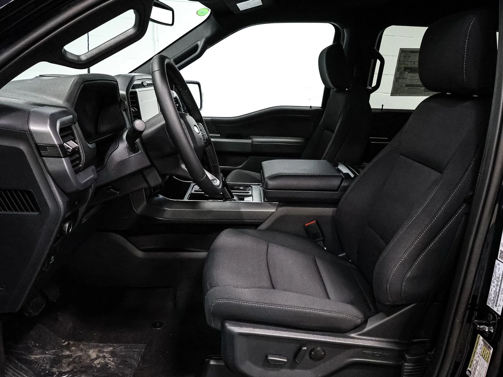 New 2026 Antimatter Blue Metallic Ford XLT image 23