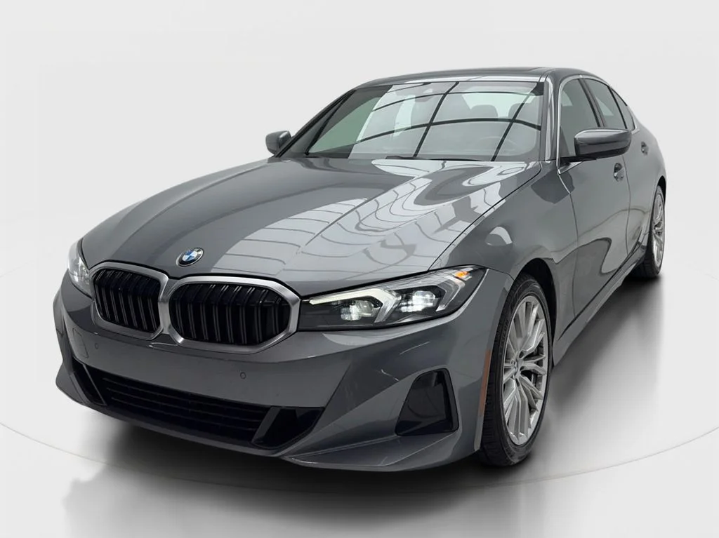 Used 2024 Gray BMW 330i image 4