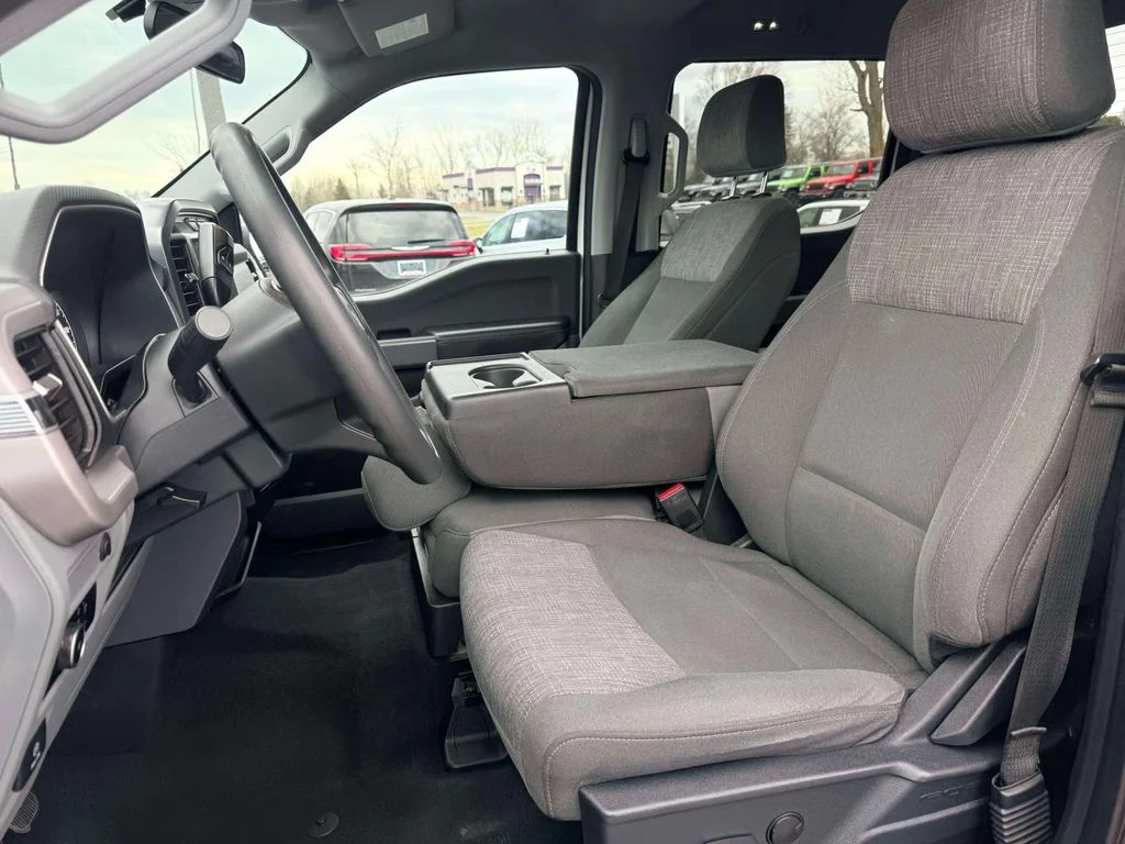 Used 2023 White Ford XLT image 15