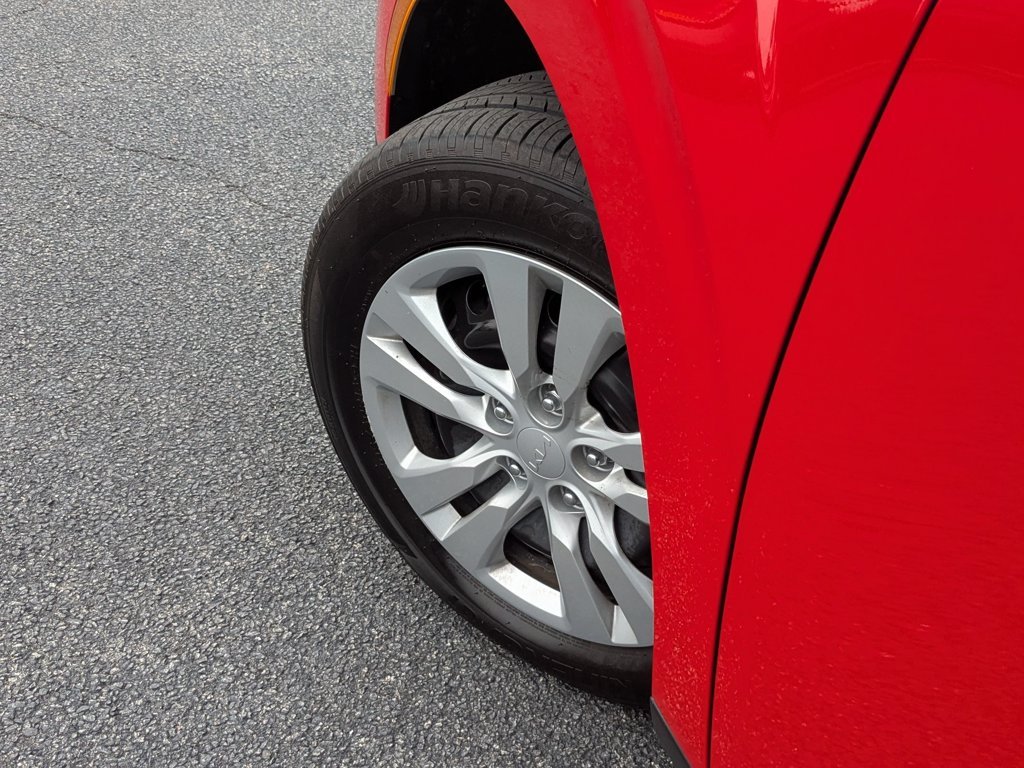 Used 2025 Inferno Red Kia LX image 9