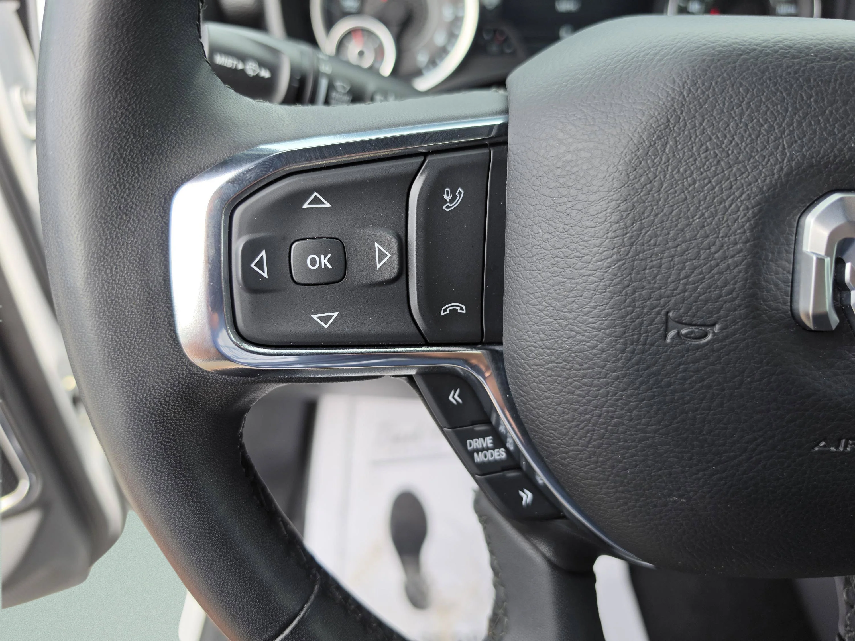Used 2025 Bright White Clearcoat Ram Laramie image 33