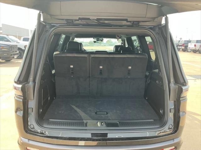 New 2026 High Gloss Black Exterior Paint Jeep Grand Wagoneer image 18