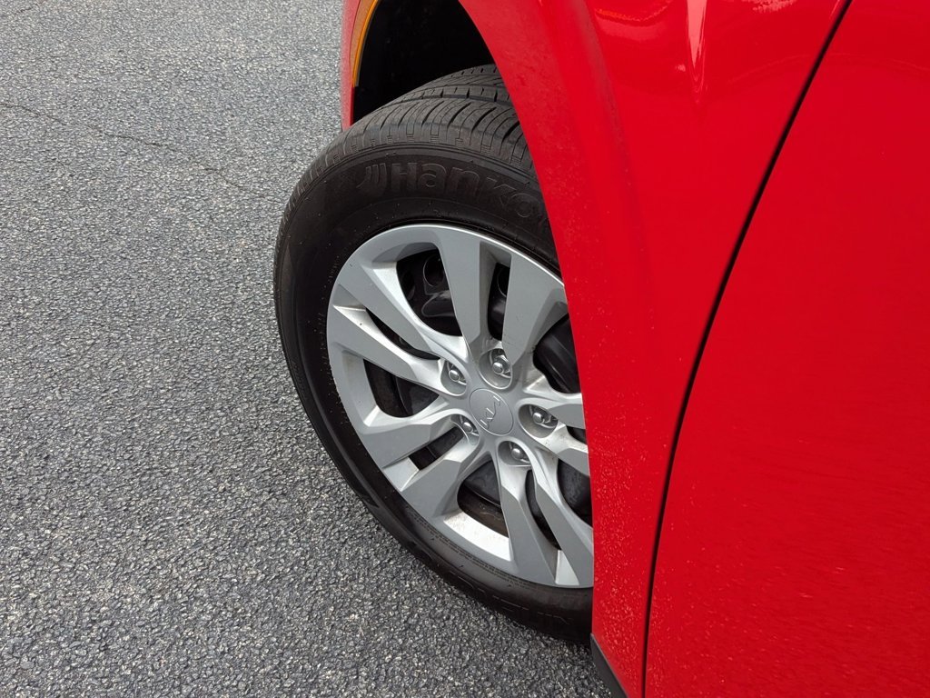 Used 2025 Inferno Red Kia LX image 9