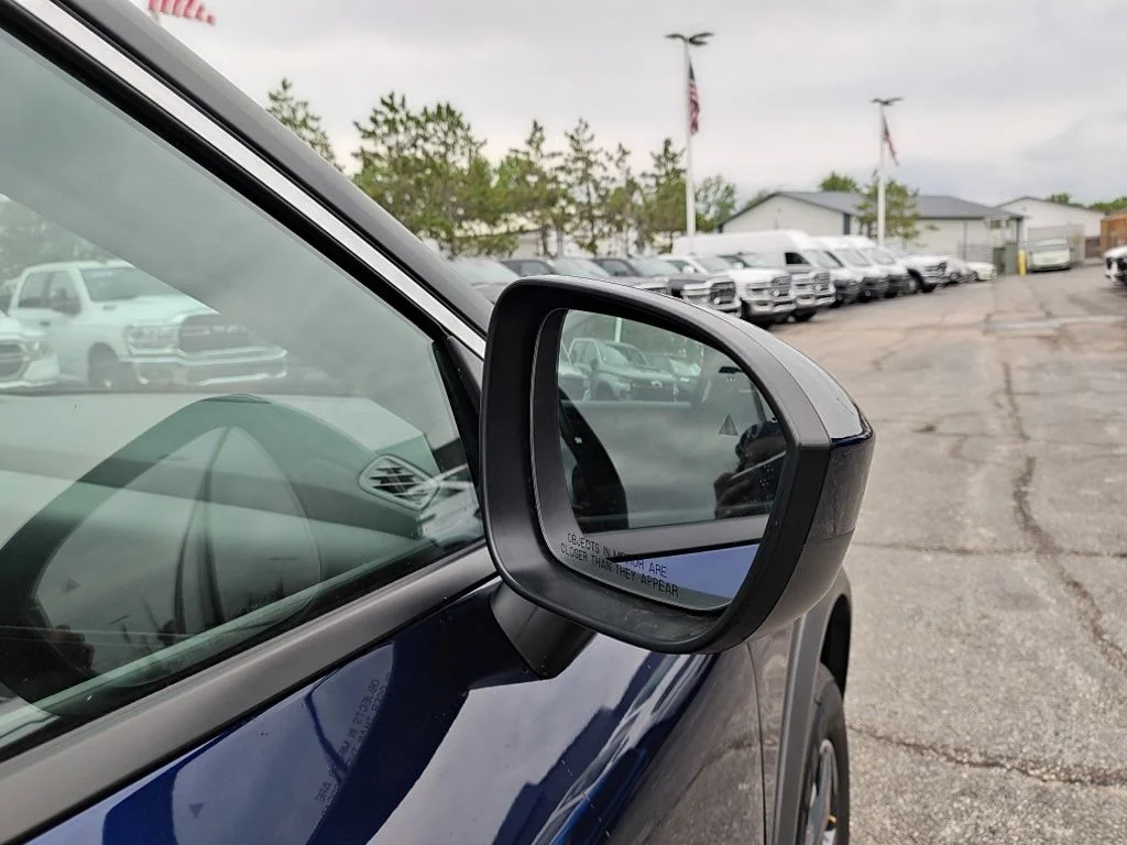 Used 2025 Blue Nissan SV image 14
